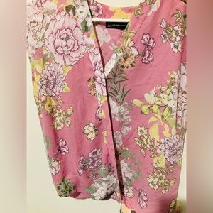 Woman’s Floral Blouse, New York and Company, Short sleeve blouse